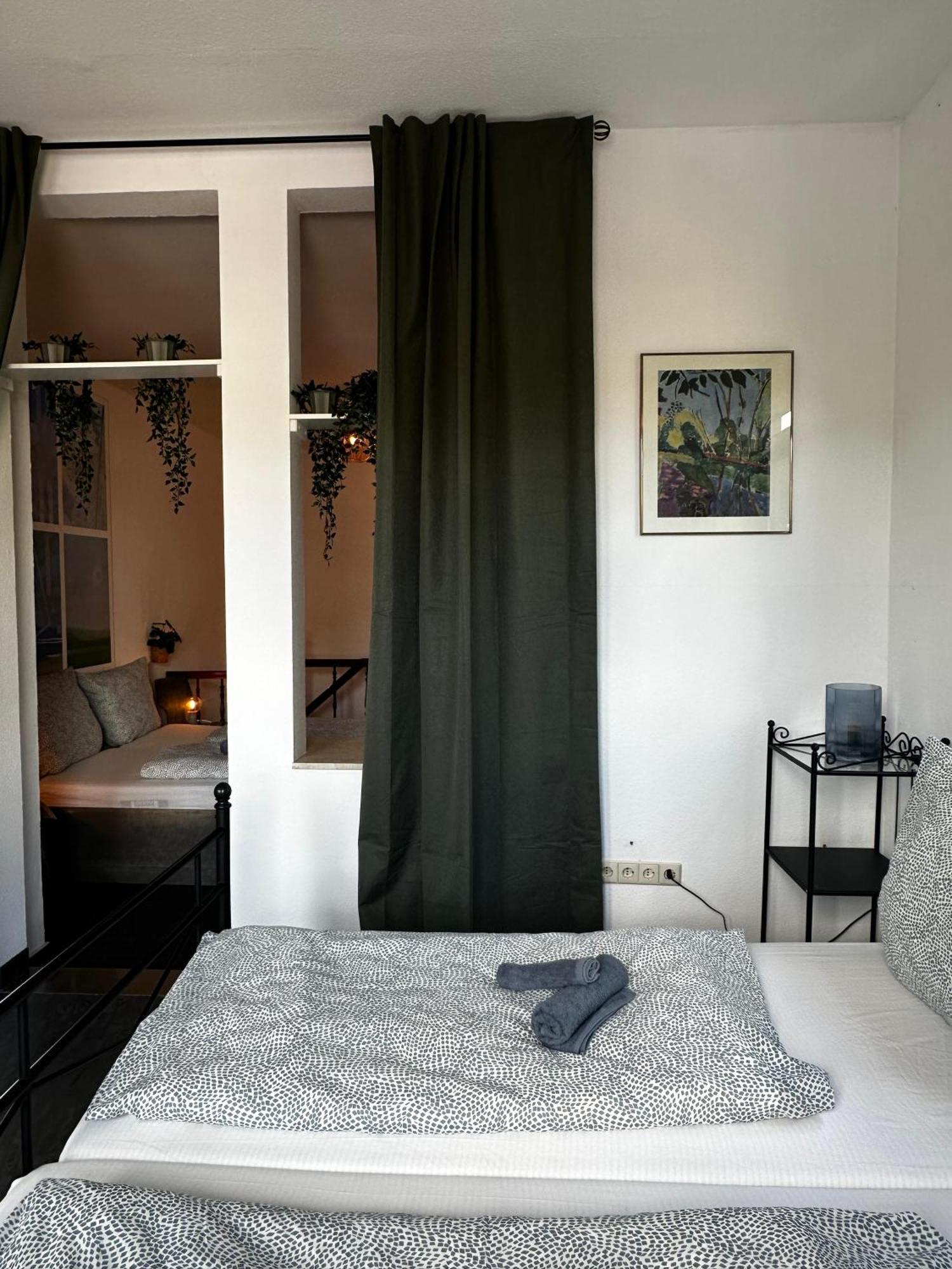 Maisonettewohnung Im Loft Stil Mit Wunderschoener Terrasse Karlsruhe Eksteriør billede