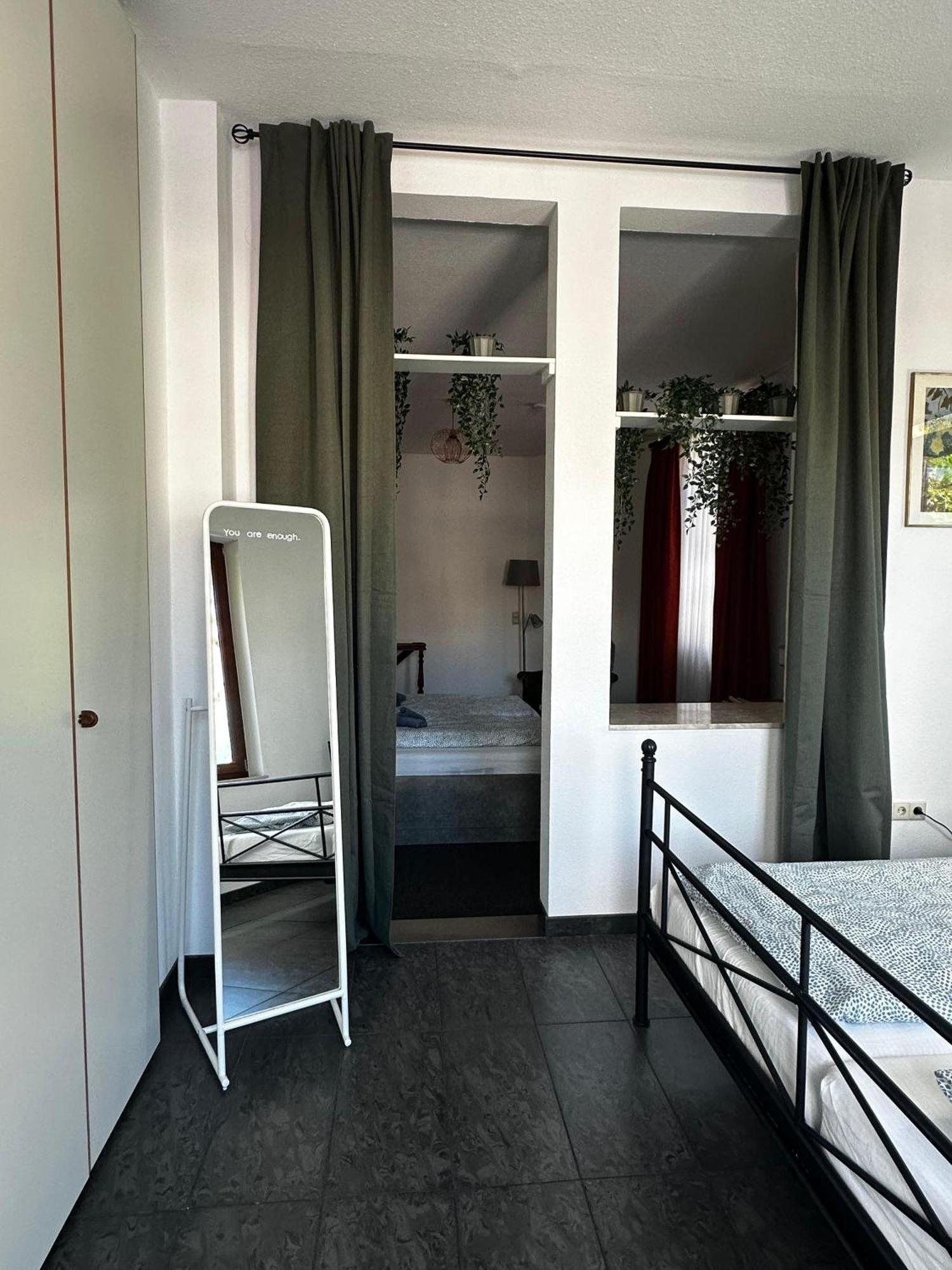Maisonettewohnung Im Loft Stil Mit Wunderschoener Terrasse Karlsruhe Eksteriør billede