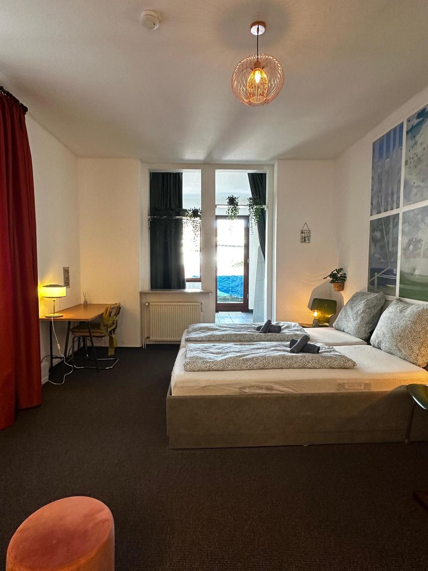 Maisonettewohnung Im Loft Stil Mit Wunderschoener Terrasse Karlsruhe Eksteriør billede